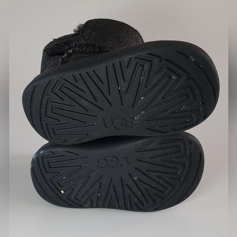 Ugg Toddler Black Sparkle Bootie Size 4 / 5